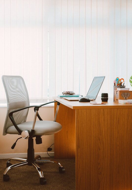 Tips for Creating a Cozy and Productive Home Office Space